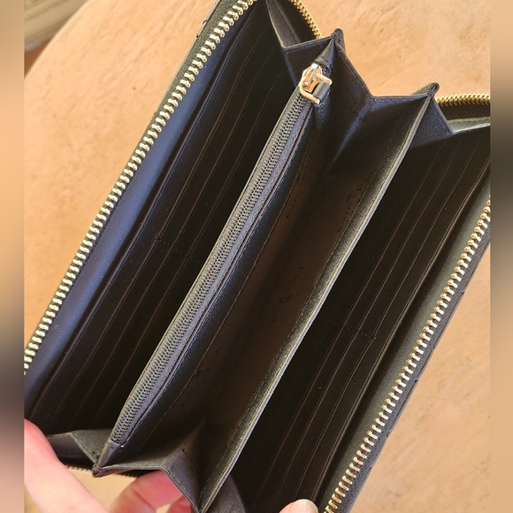 NWOT Kate Spade Quilted Long Wallet - Picture 3 of 9